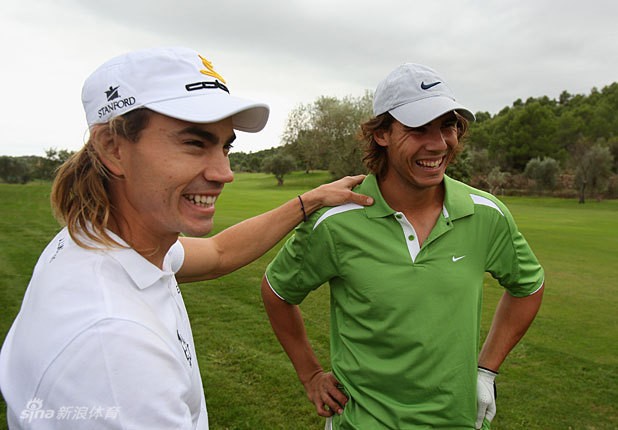 ‘Phiên bản’ thứ hai của tay golf người Colombia, Camilo Villegas chính là tay vợt nổi tiếng Rafael Nadal.